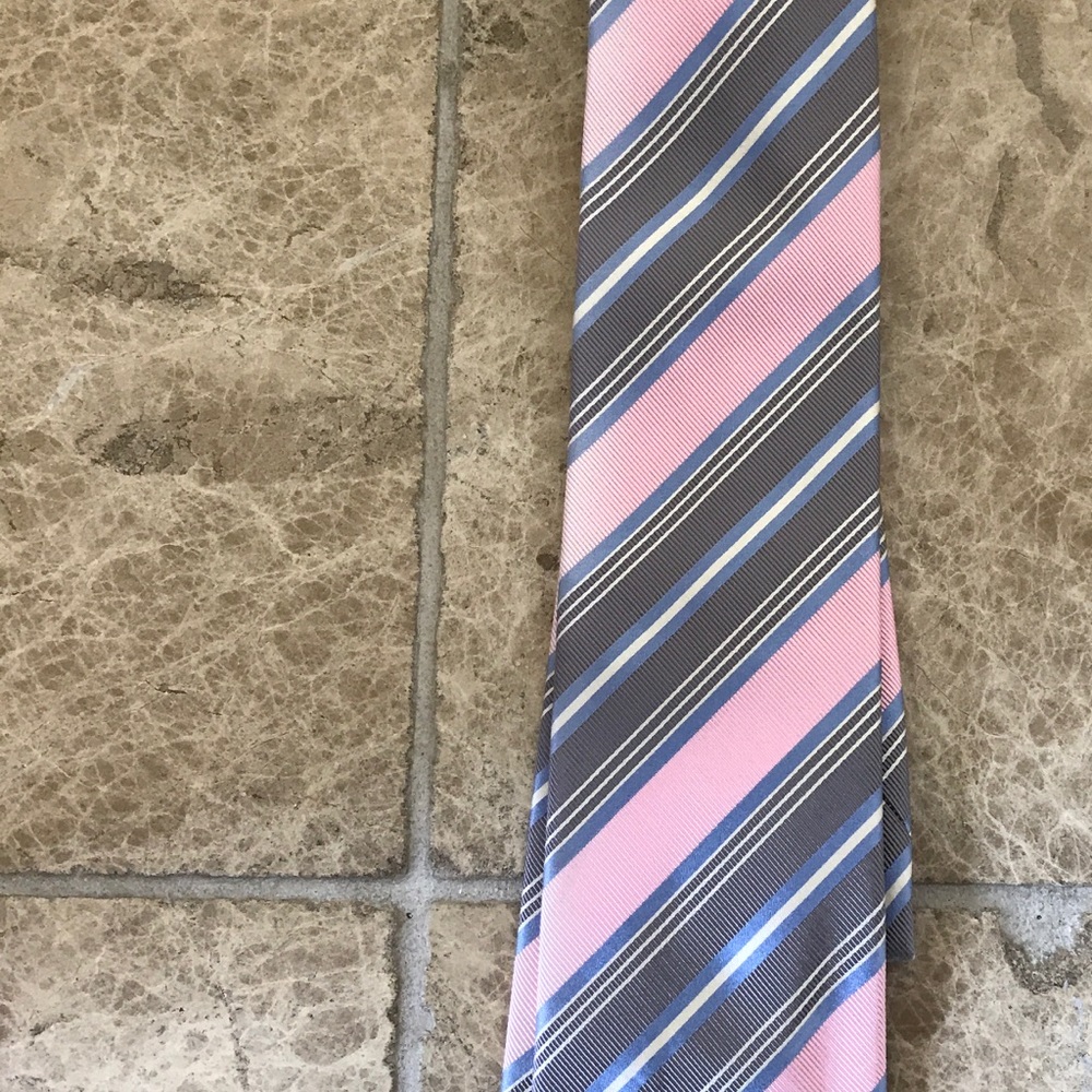 Men's tie